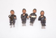 4 sitzende Bundeswehr Soldaten