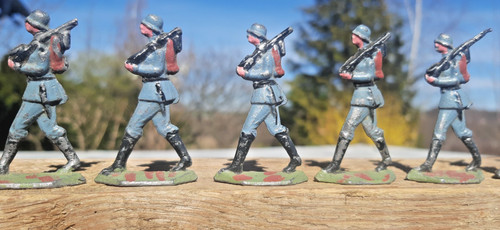 Uralt blei zinn figur - 9x,