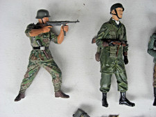 Konvolut Kunststoff 4 Figuren