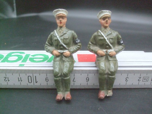 Sitzfiguren soldaten der - sitzfiguren,,
